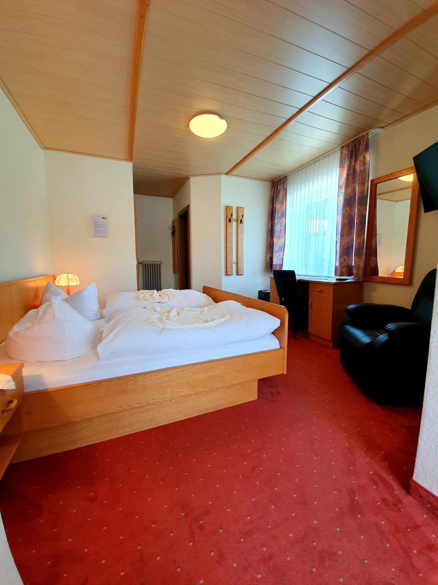 Hotel Zum Hirschen ラム 部屋 写真