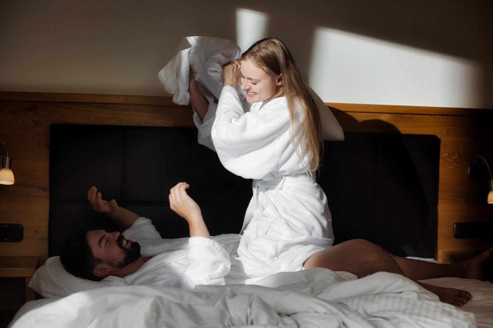 Hotel Zum Hirschen ラム エクステリア 写真